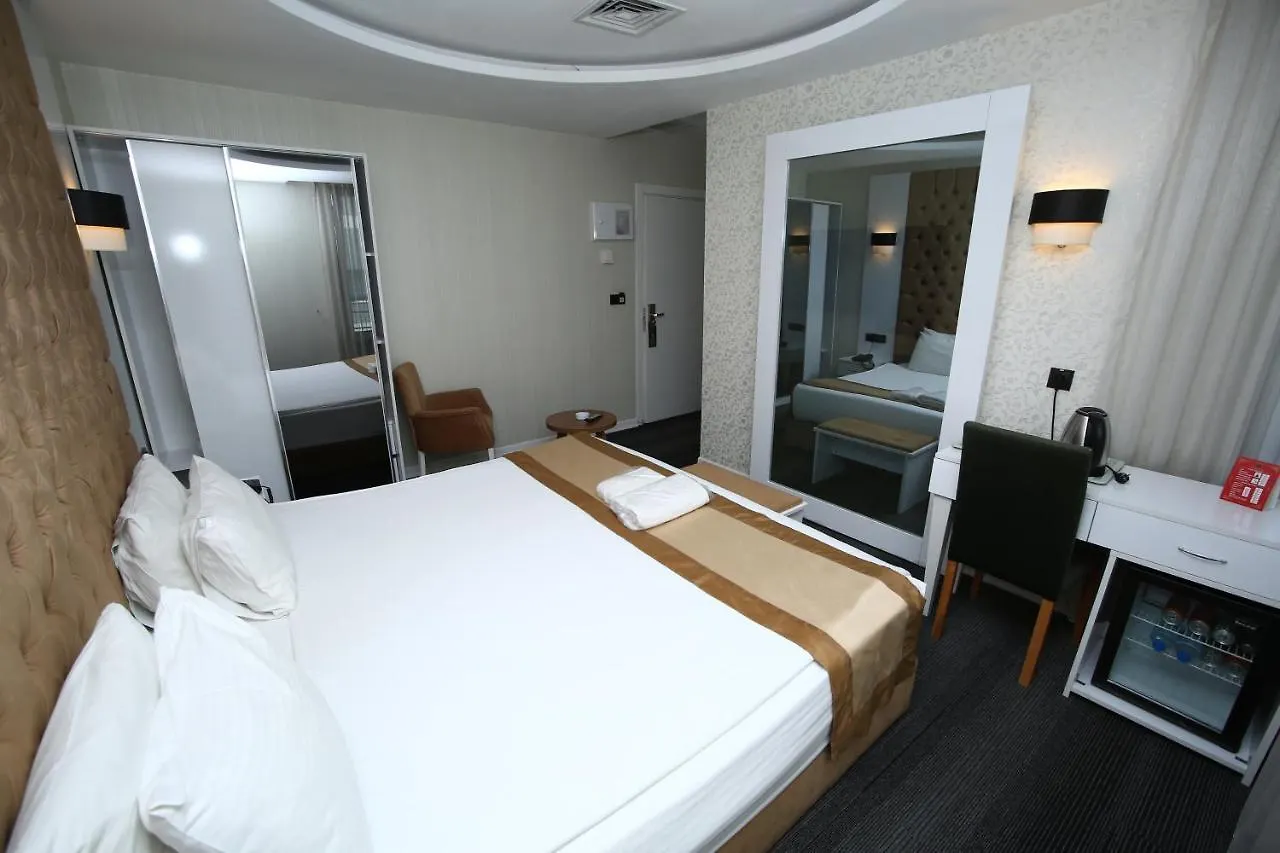 Grand Silay Hotel Ankara 2*,